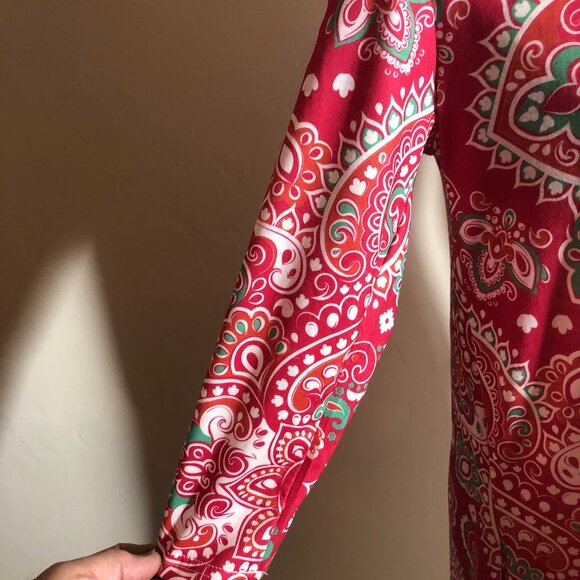🌹 Camisa Red Paisley Tunic Dress (M) – Sophisticated Winter Pairings - Picture 8 of 12